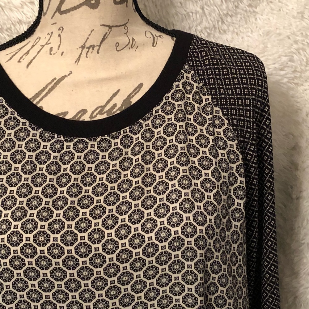 Loft-Sweatshirt Style Blouse. Size-XL.🦊